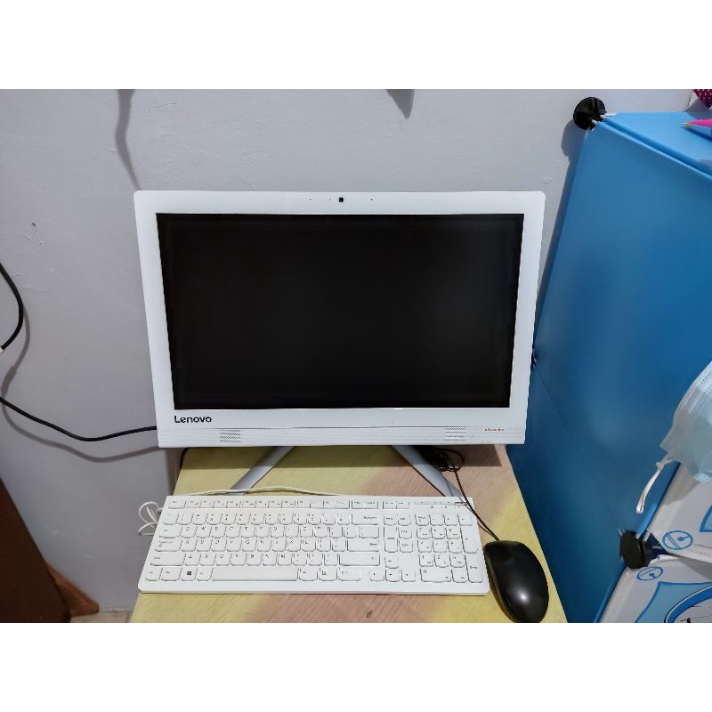 pc komputer Lenovo aio all in one desktop 22 inch i3-6100t 4 gb