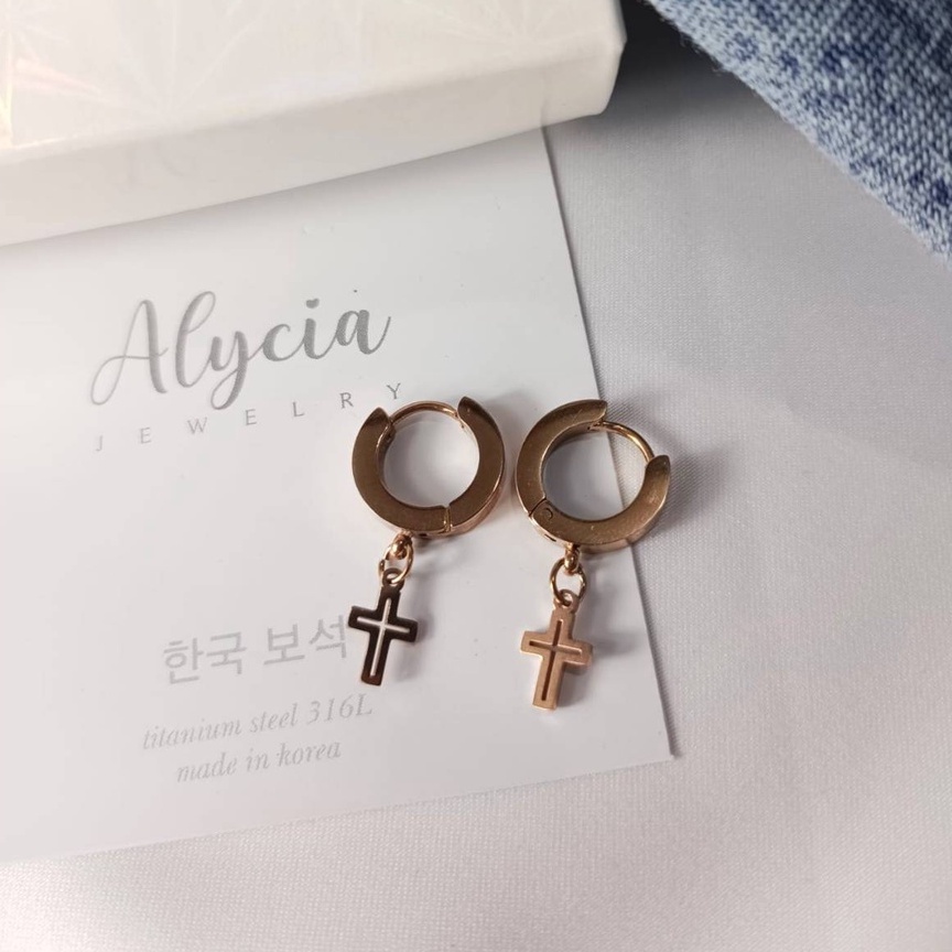 anting anak salib anti karat bisa untuk dewasa juga titanium lengkap box