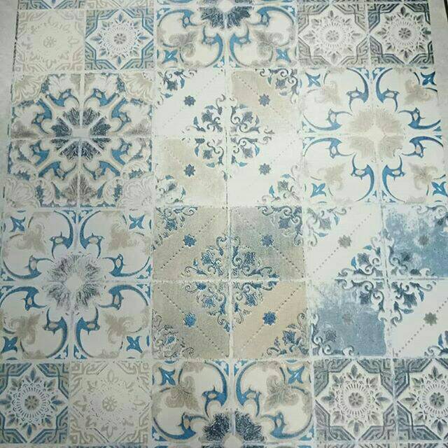 Wallpaper tegel kunci / walpaper murah /sticker dinding tegel kunci biru / stiker dinding