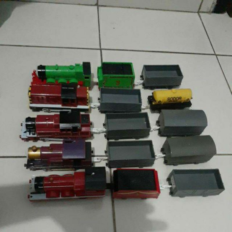 Takara Tomy Plarail "salty, Henry, James , Arthur & Lady (used)