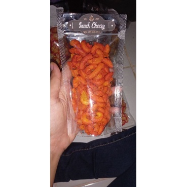

snack cheesy