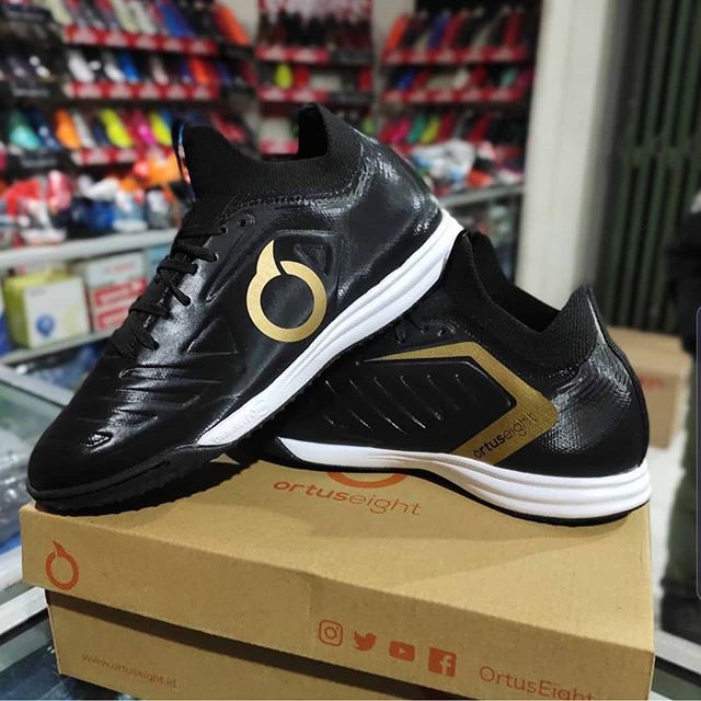  SEPATU  FUTSAL  ORTUS  VALKYRIE IN BLACK Shopee Indonesia