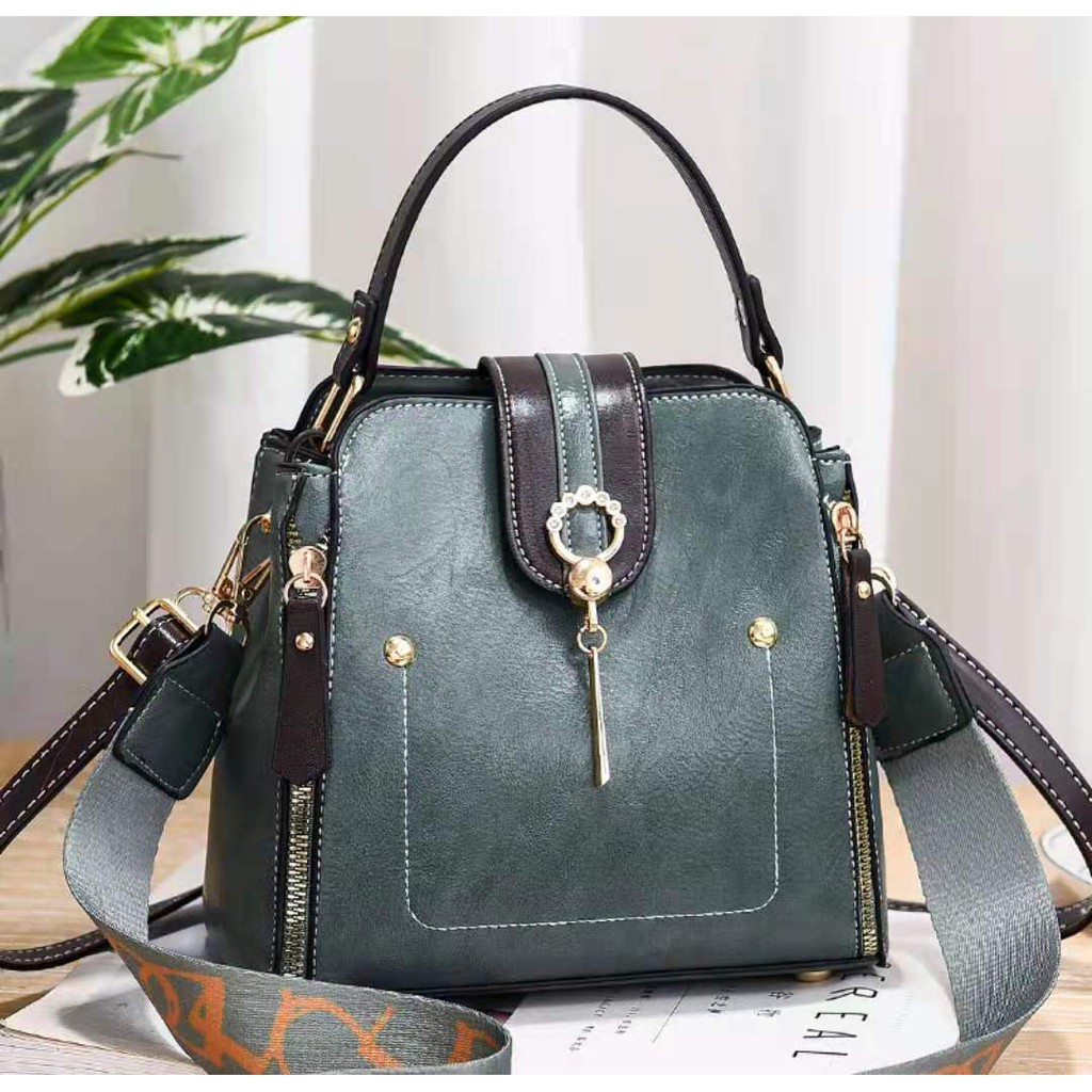 113100 Handbag Tas Selempang Wanita Import Slingbag Cewek (1 KG MUAT 2) BQ3100 EL5726