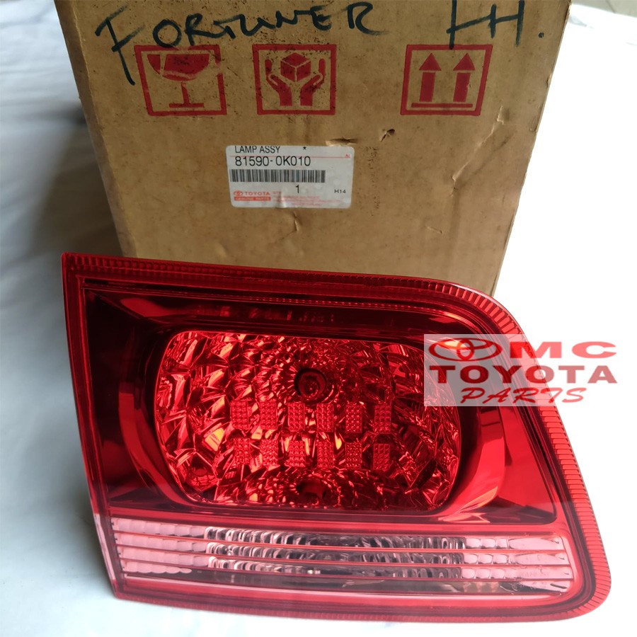 Lampu Mundur / Reflektor Bagasi Belakang Kiri Fortuner 81590-0K010