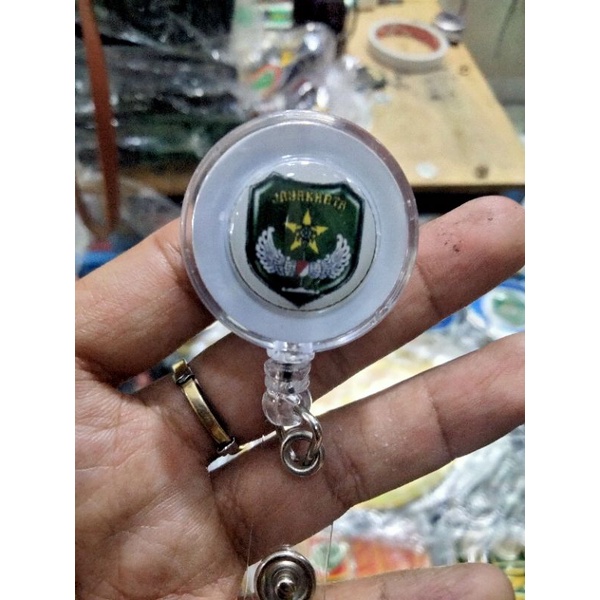 

Yoyo Gantungan Id Card Logo Jayakarta