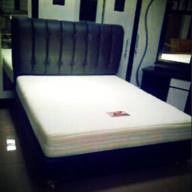 Dipan & Headboard Springbed