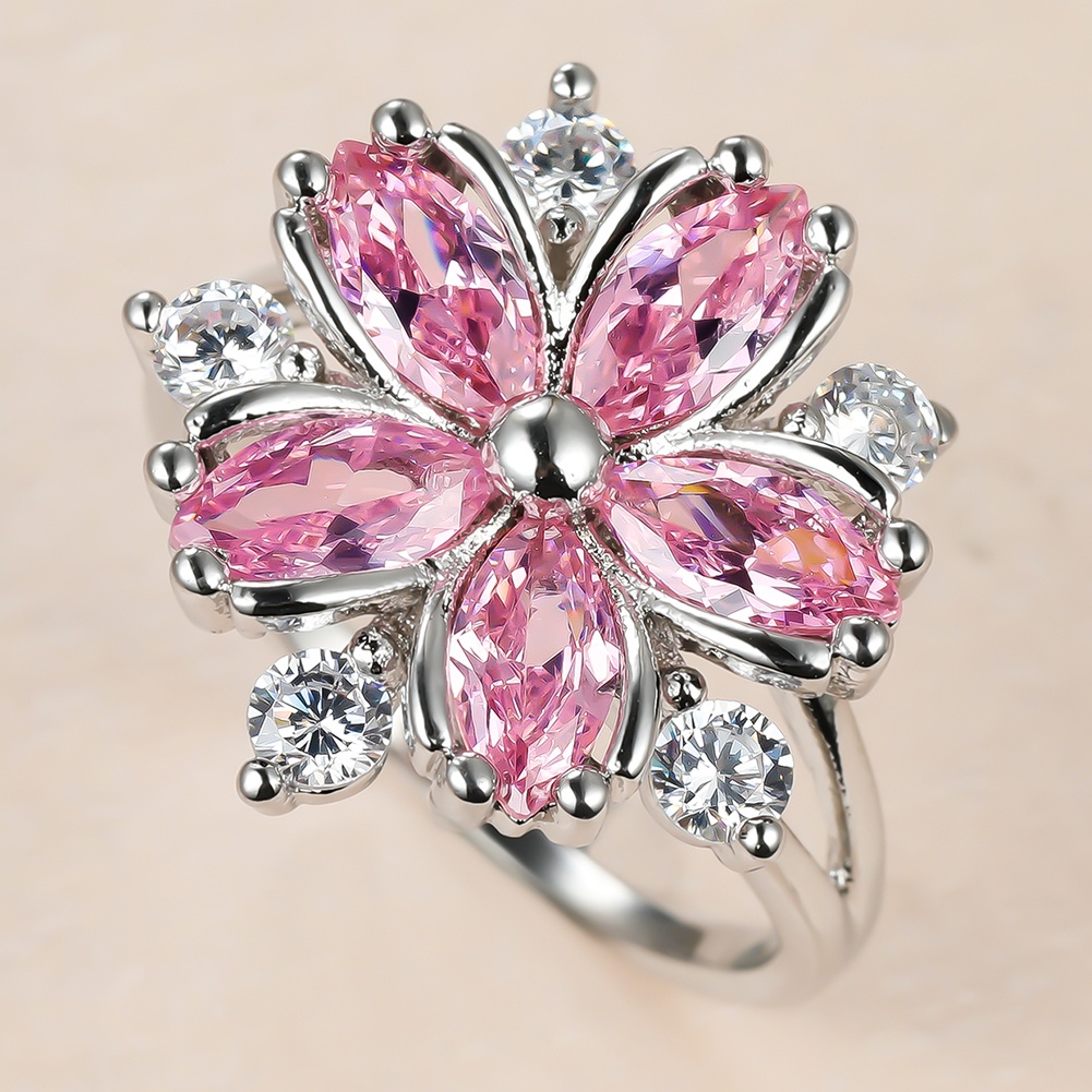 Cincin Wanita Desain Bunga Hias Batu Kristal Zircon Warna Pink Untuk Pernikahan