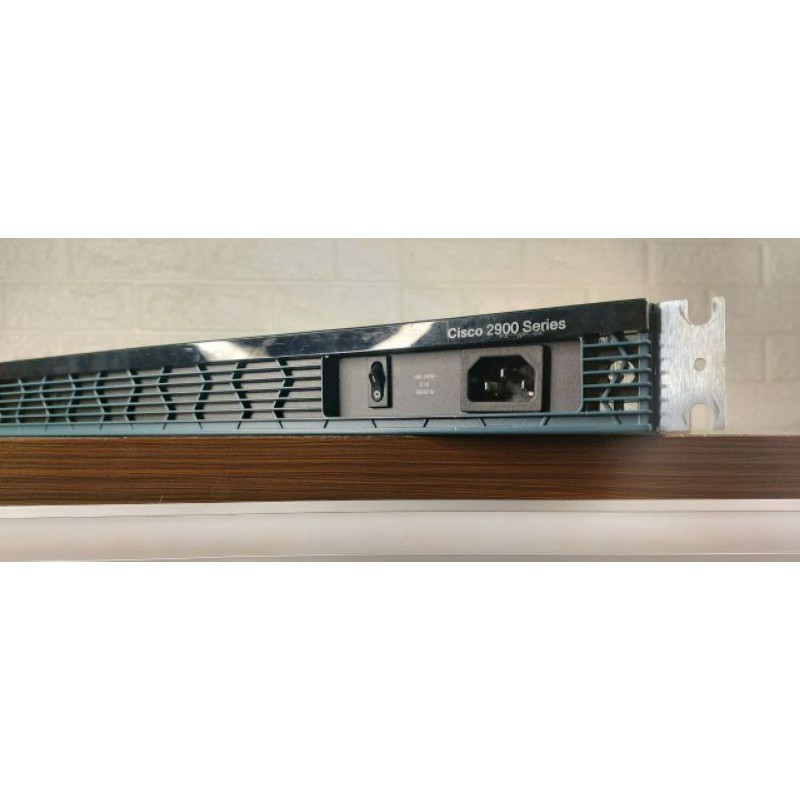 CISCO2901-V/K9 Cisco 2901 Voice Bundle, PVDM3-16, UC License PAK