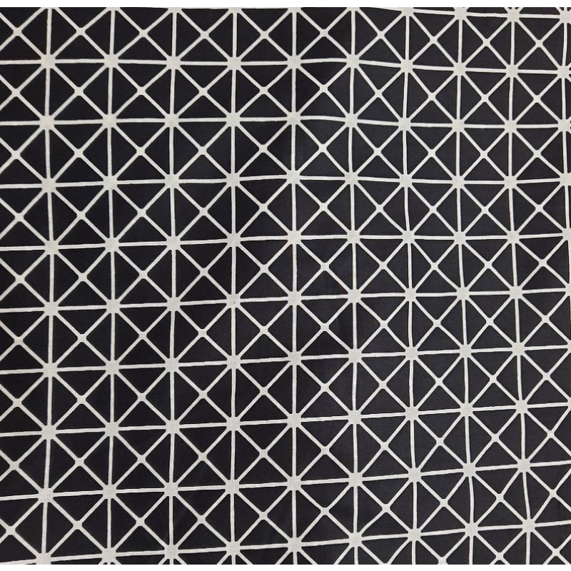 Kain Katun Primisima Hitam Putih Monokrom