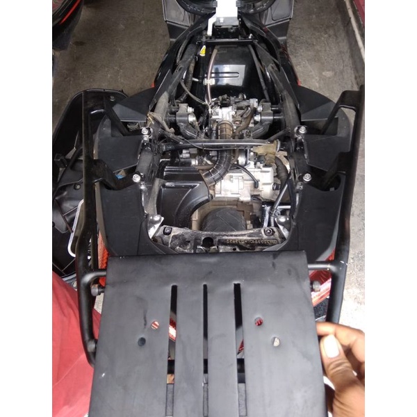 breket box motor Kucay Geser yamaha Xmax 250 faqih motoshop faqihmotoshop