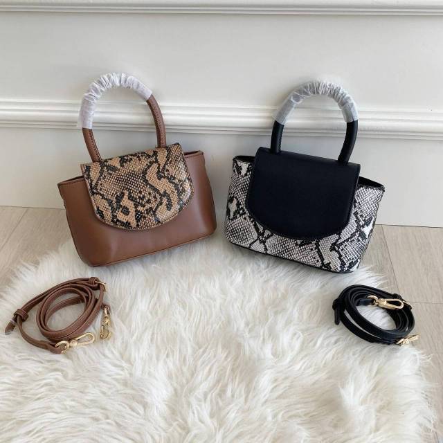 CNK762 snake print cylinder bag Original