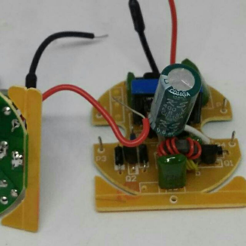 Mesin Lampu / PCB Lampu Spiral 23 Watt Elco 6,8 Uf 4.8