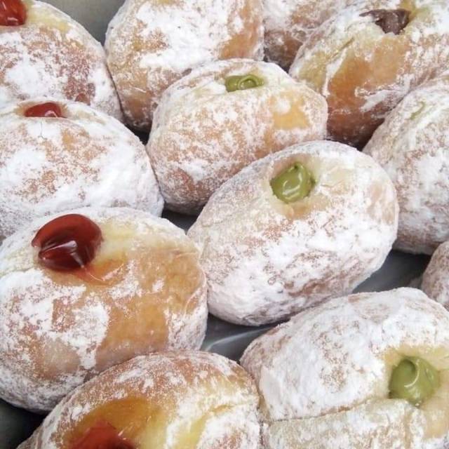 

Donat Bomboloni aneka rasa