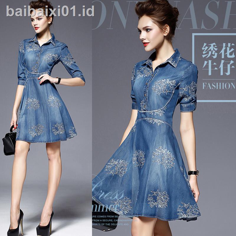  Dress  Mini Jeans Denim Lengan Pendek  Aksen Bordir Bunga 