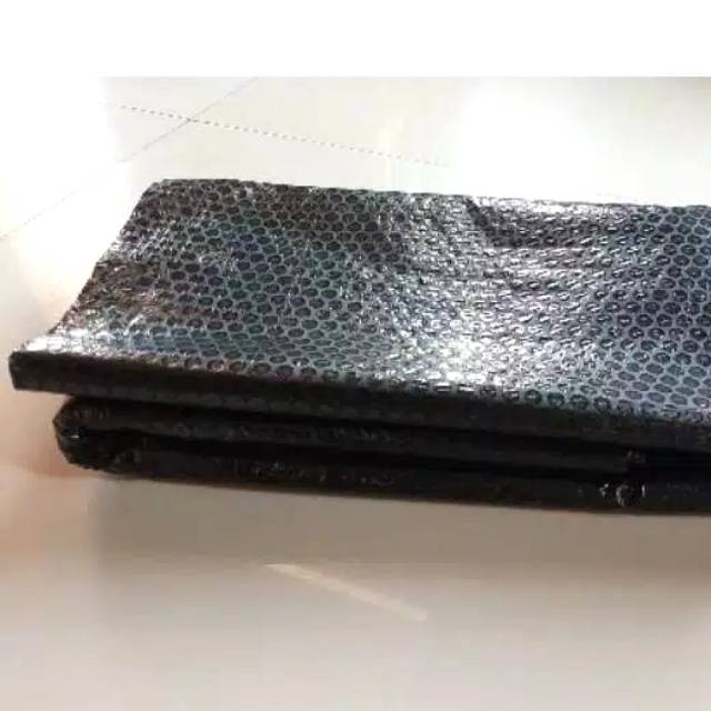 

Tambahan bubble warp agar packing aman