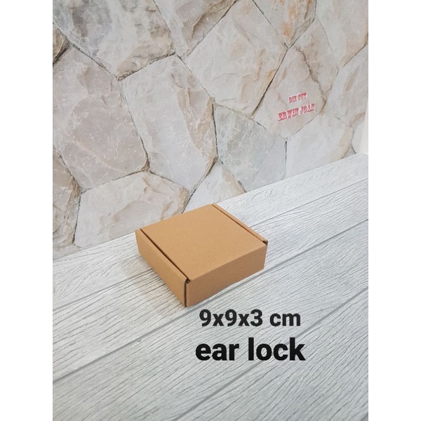 

Kardus Box uk. 9x9x3 cm Kotak Karton Die Cut (EAR LOCK)