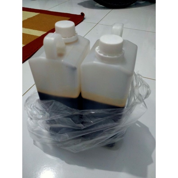 

Madu Akasia - Maduternak - Madu Sumatera