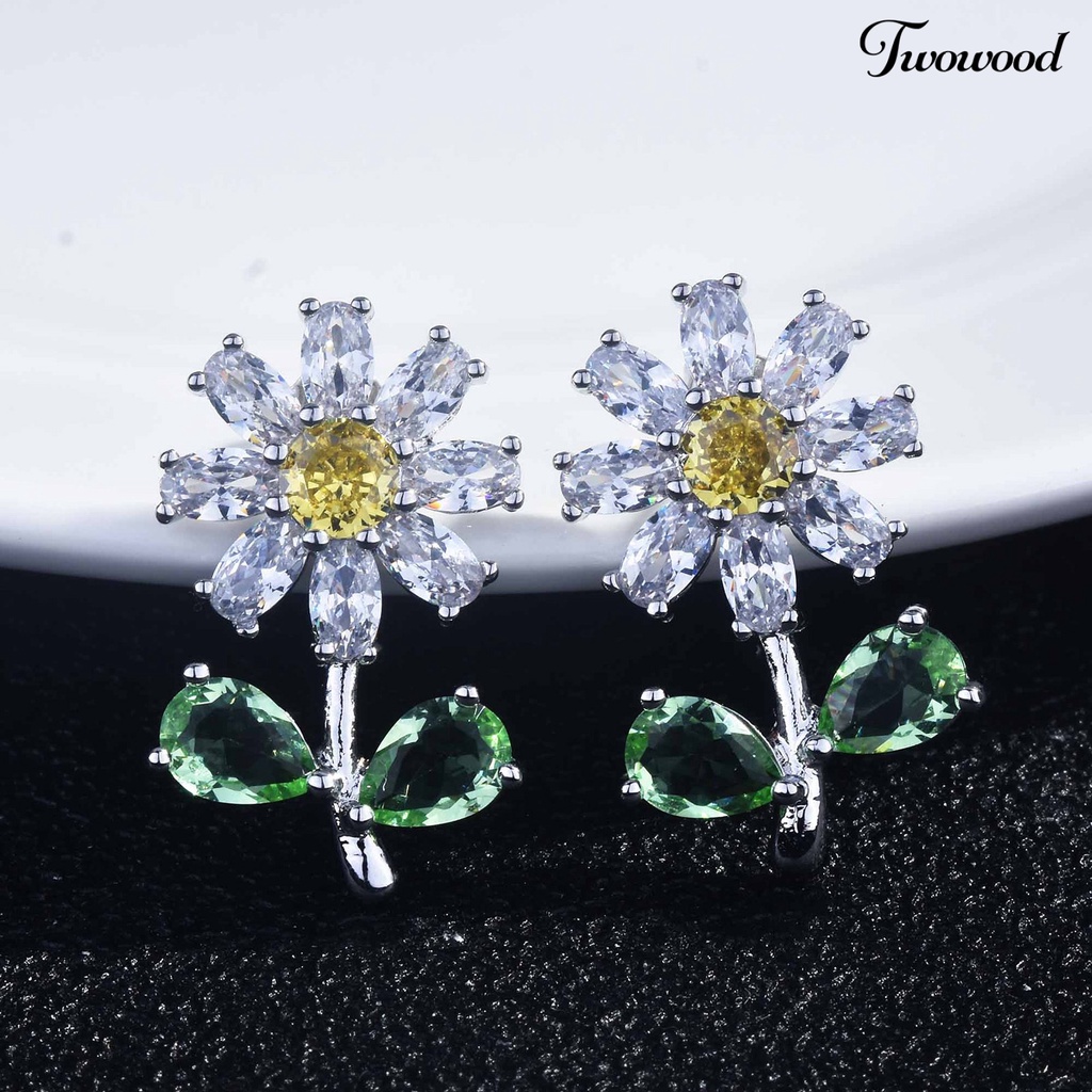 1 Pasang Anting Stud Desain Bunga Krisan Kecil Aksen Berlian Imitasi Untuk Aksesoris Perhiasan