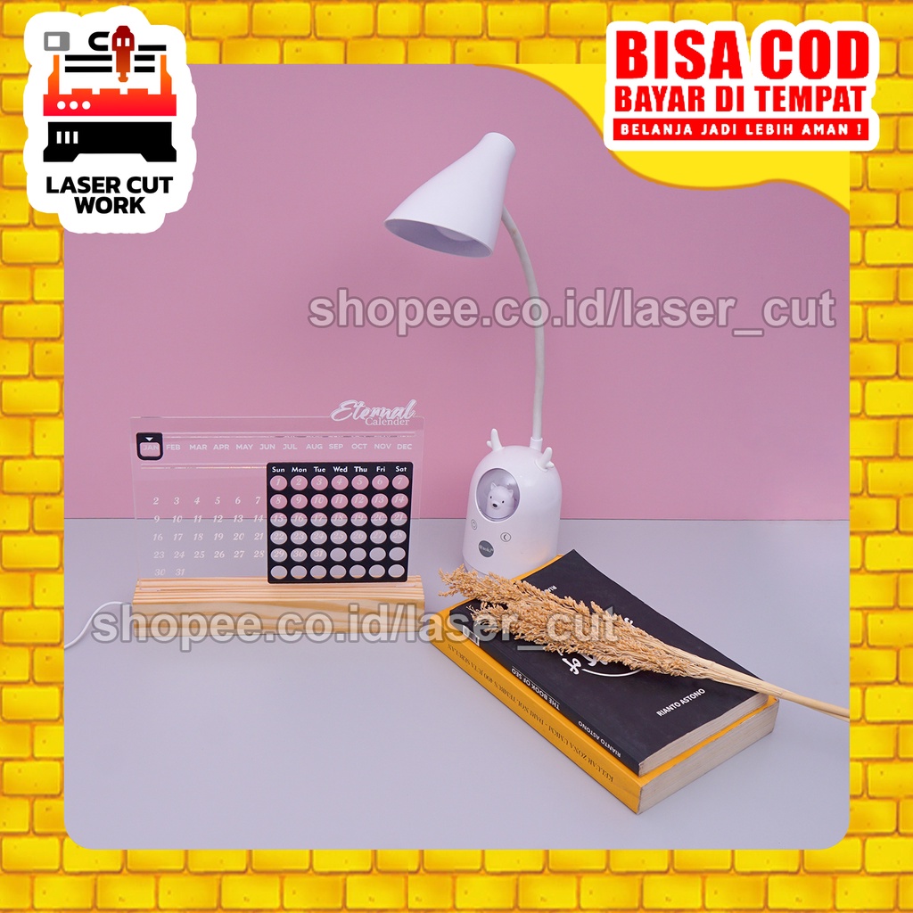 

Kalender Abadi Bahan Akrilik dan Kayu dengan Lampu | Kalender Custom
