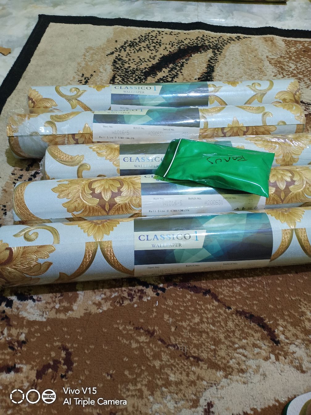 Wallpaper Dinding Klasik Biru Cream Gold Abu Mewah Emboss