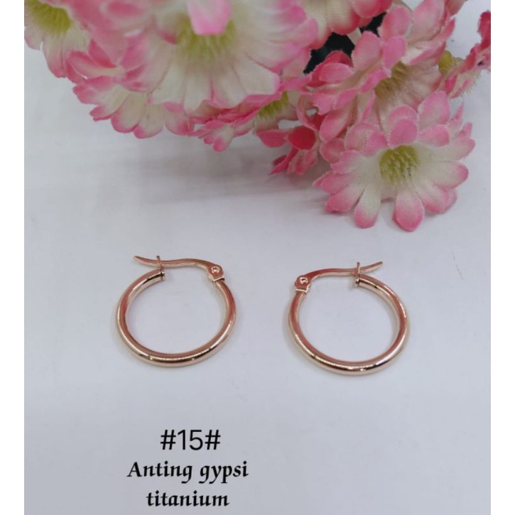Anting gipsy titanium ukuran 15 mm titanium anti karat