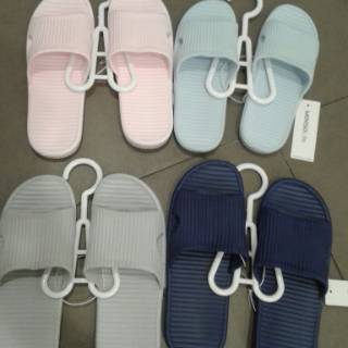  MINISO  Sandal  jepit model terbaru empuk pastel bunga 