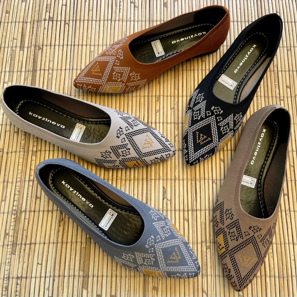 KAYZINEVA Sepatu Wanita Flat Shoes Motif Batik Rajut DD20