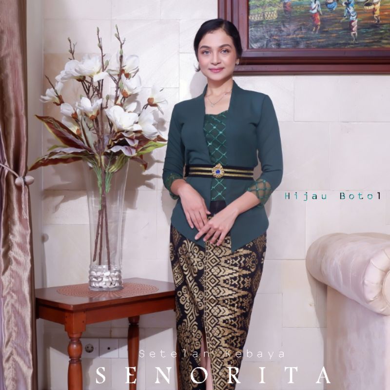 Setelan Kebaya Kutubaru Modifikasi Senorita