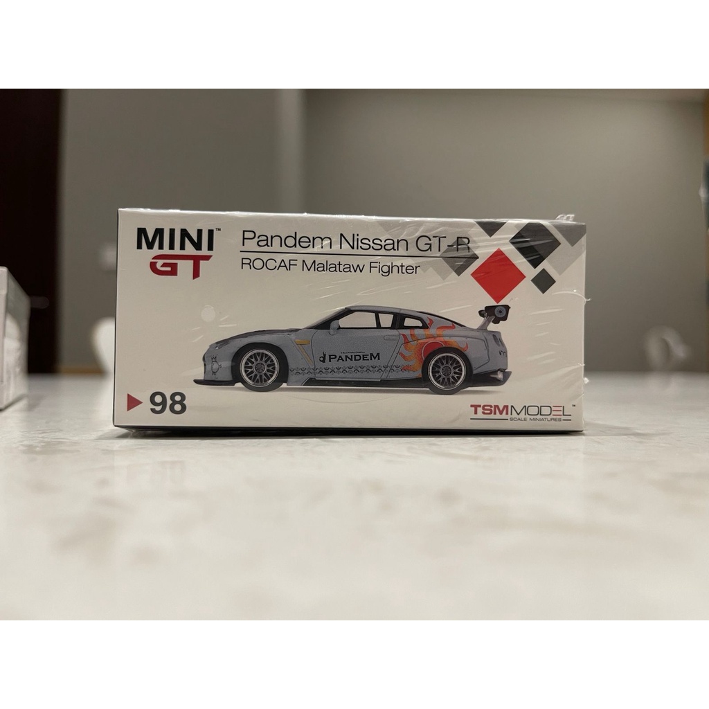 MiniGT Pandem Nissan Skyline GTR GT-R Rocaf Malataw Fighter wing Mini GT