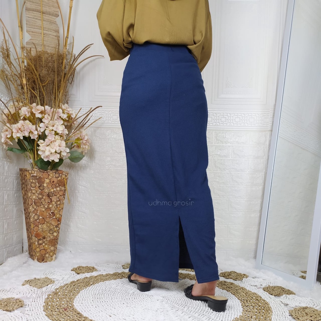 ROK SPAN PANJANG BAHAN RAJUT KNIT