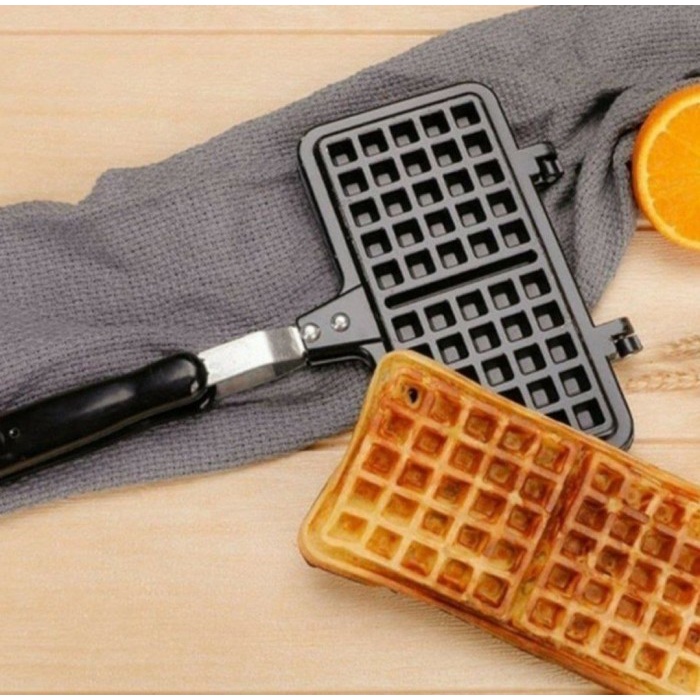 FMFIT Azalea Waffle Pan