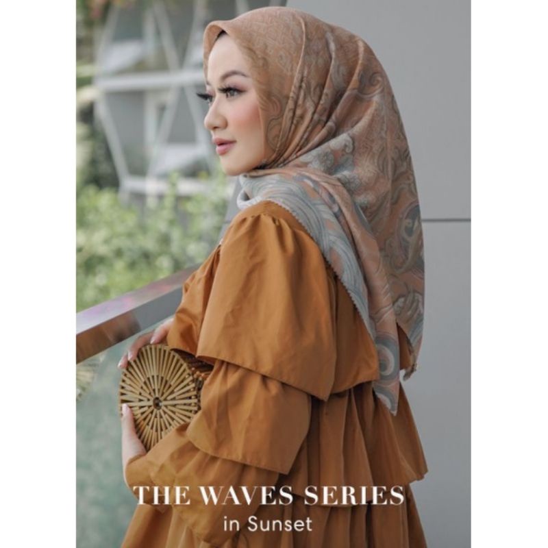 The Wave Buttonscarves Sunset