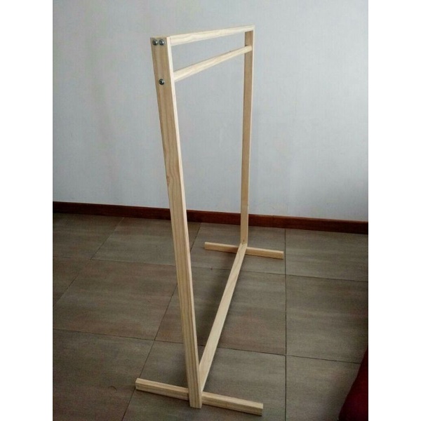 stand hanger kayu murah/stand hanger/gantungan baju kayu