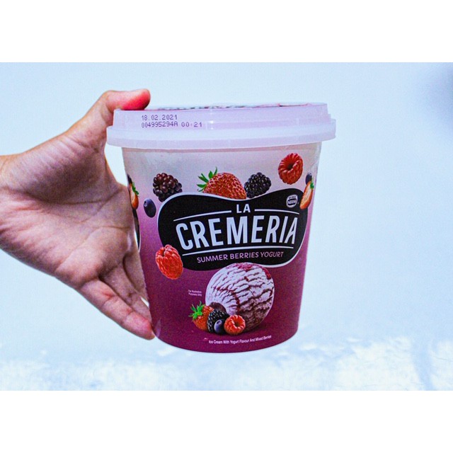 

Es Krim La Cremeria Summer Berries Yoghurt 750ml