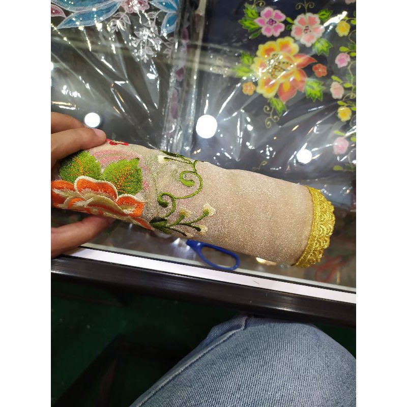 Selendang koto gadang-Light ivory