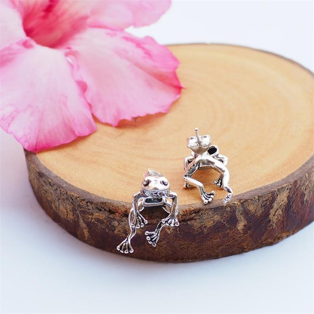 Mxbeauty Anting Stud Bentuk Katak Bahan Logam Warna-Warni Gaya Punk Korea Untuk Hadiah Ulang Tahun