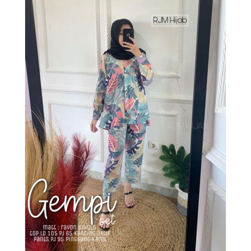 Gempi Daily Set Setcel Rayon Uniqlo