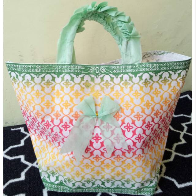 

Tas tenteng pita 18