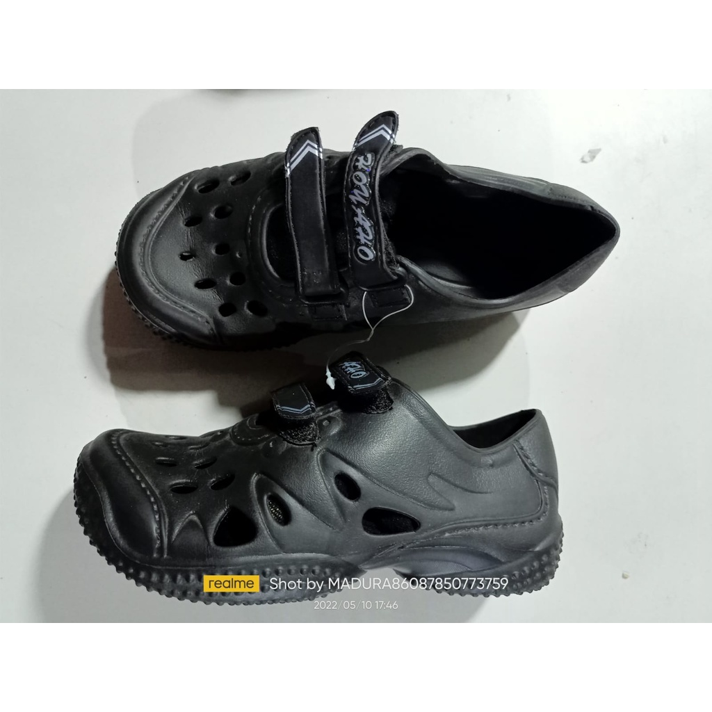 sepatu karet anak OBRAL 10.000 ukuran 30-33