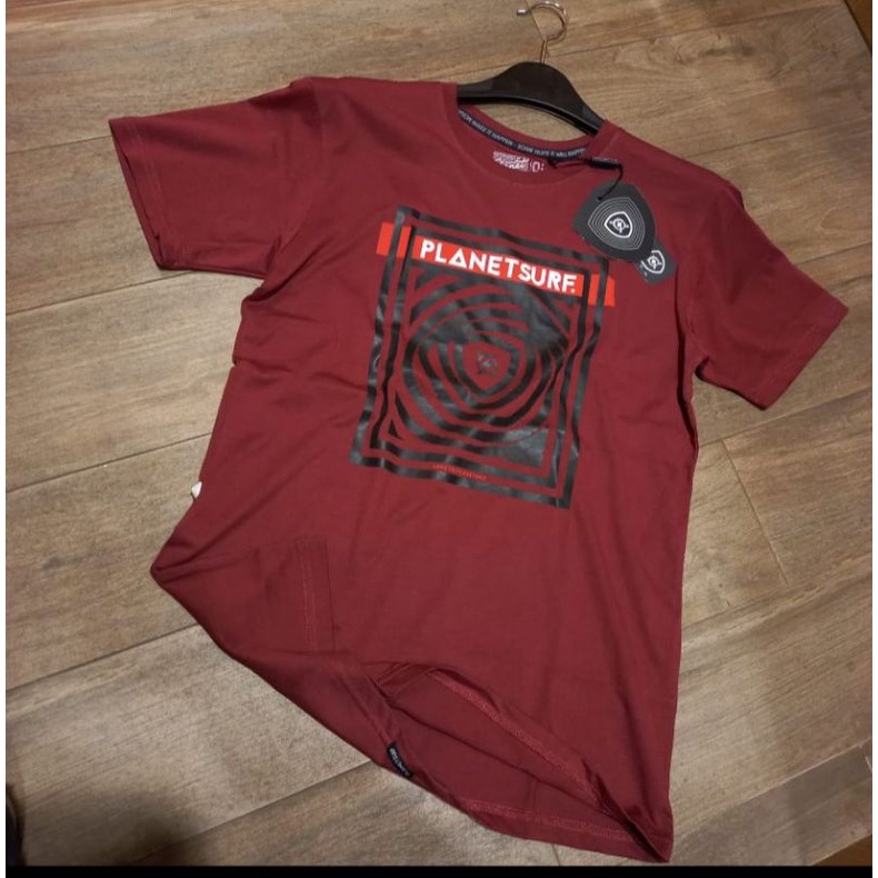 Kaos Planet Surf Drown Maroon Original