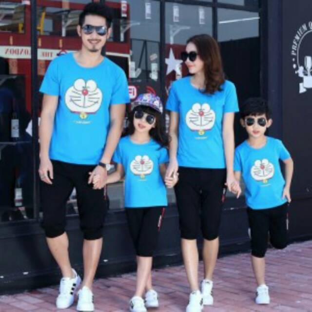 Kaos couple doraemon lengan pendek - baju keluarga