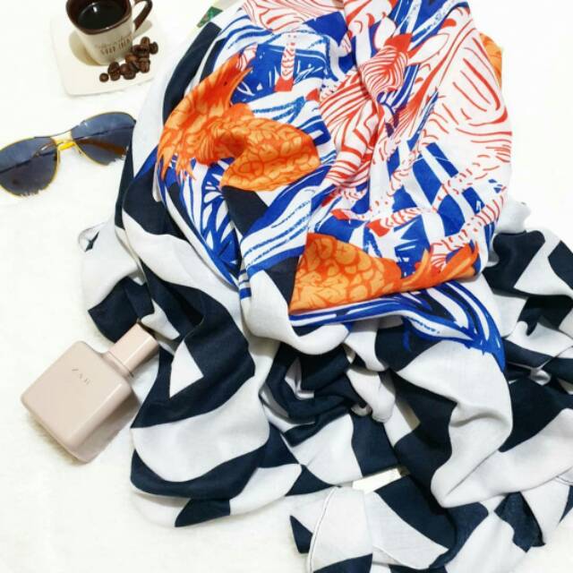 Hijab Pashmina katun turki premium with tassel motif zebra