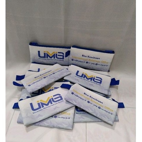 

Souvenir dompet / pouch /tempat pensil custom