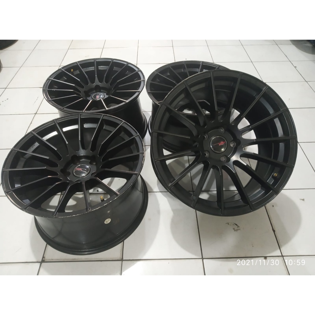 velg mobil bekas ring 18 lebar celong 9.5/10,5 hsr muchos pcd 5x114 warna hitam kondisi 80%