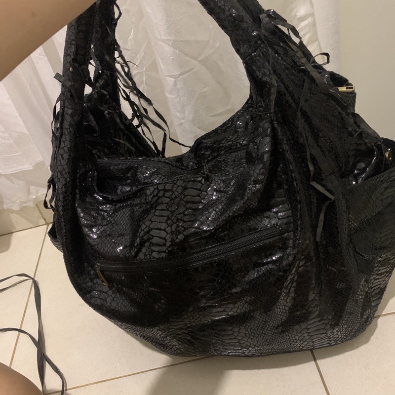 tas hobo motif ular