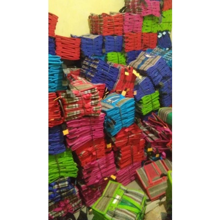 tas tenun tikar ukuran kecil
