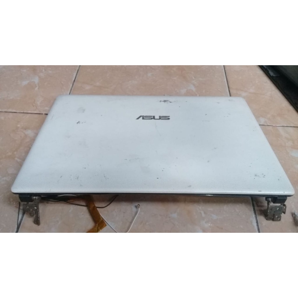 CASING COVER DEPAN  asus x401