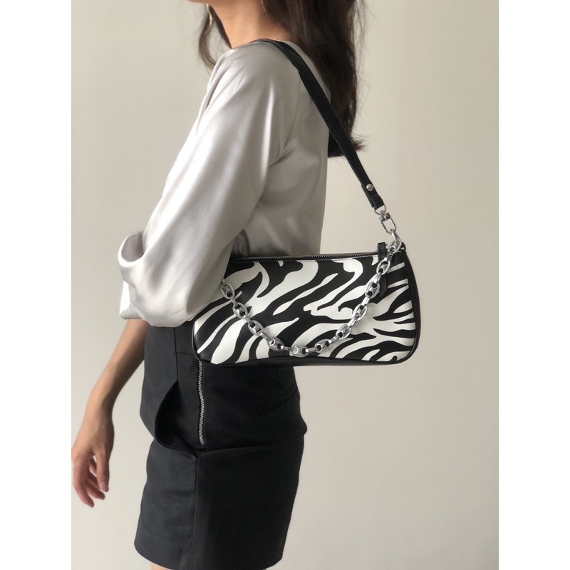 

zebra mood bag