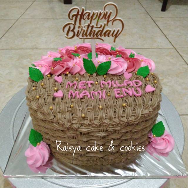 

Kue ulang tahun isi uang 200rb