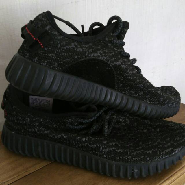 Sepatu adidas yeezy kids hitam abu